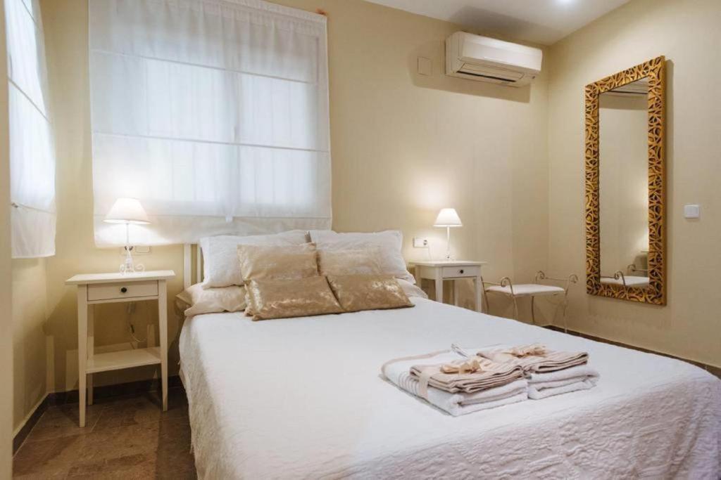 San Lorenzo Luxury Suites Sevilla Bagian luar foto